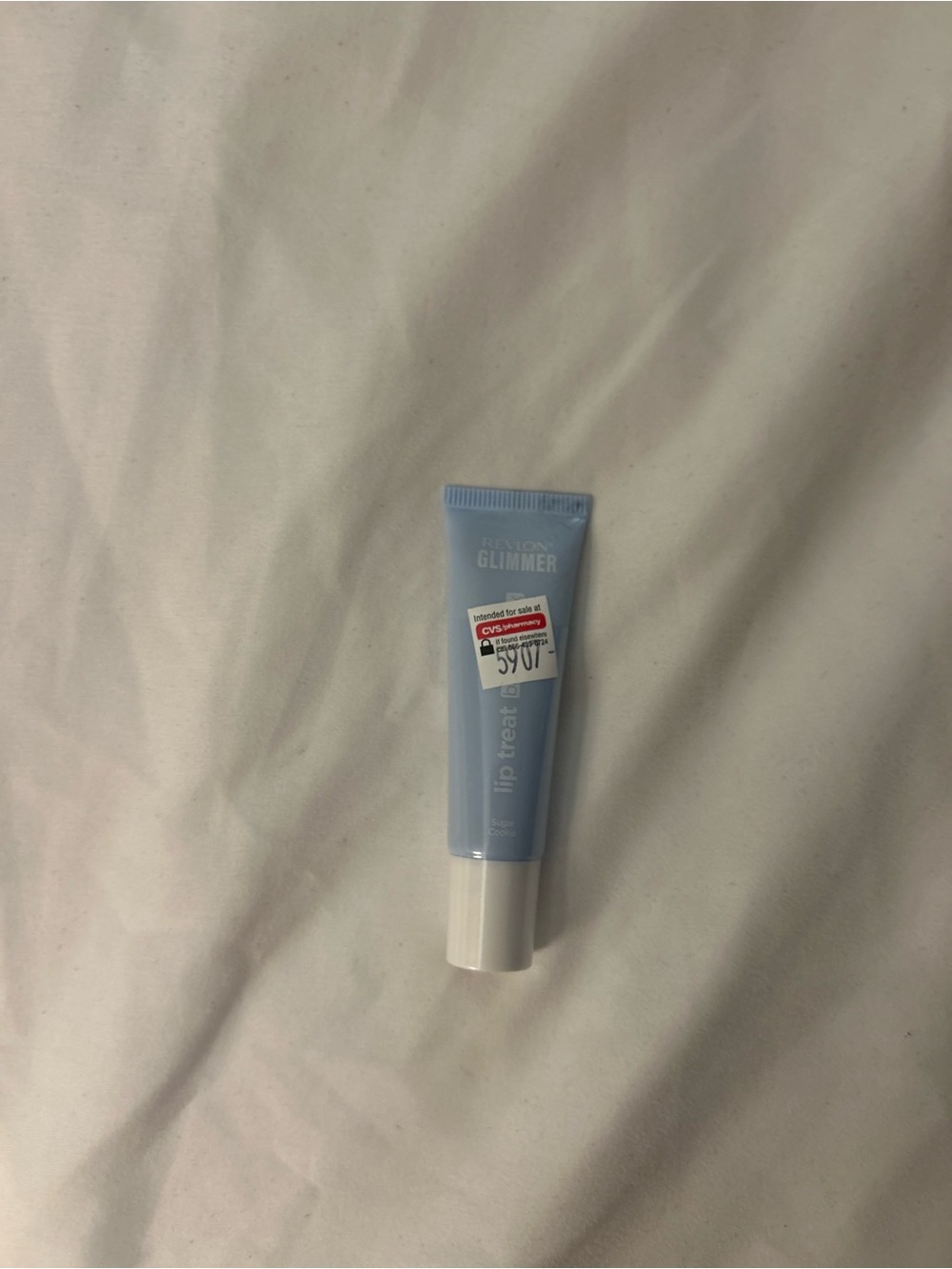 5/25$ item 🍓NEW Revlon Glimmer Lip Treat - Sugar Cookie